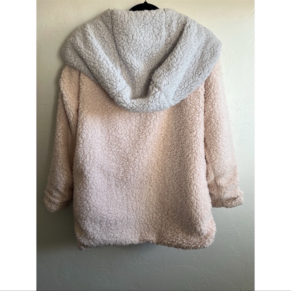 Urban Outfitters Teddy Jacket - Picture 3 of 5